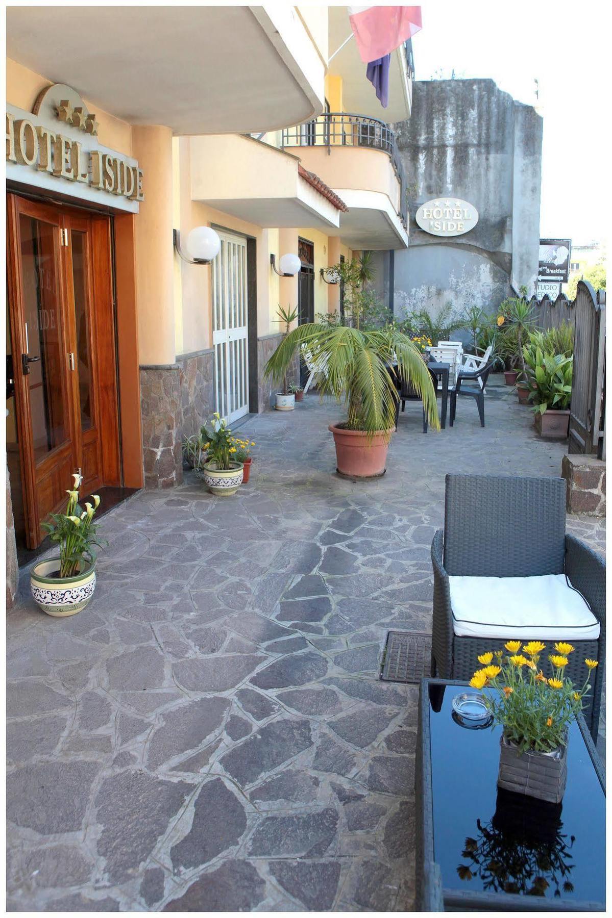 Hotel Iside Pompei Exterior foto